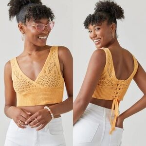 Jolie & Joy V-Neck Pointelle Cropped Tank Top Medium